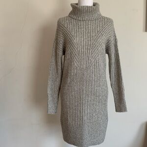 Tahari Dress Sweater/Sweater Dress, size XS